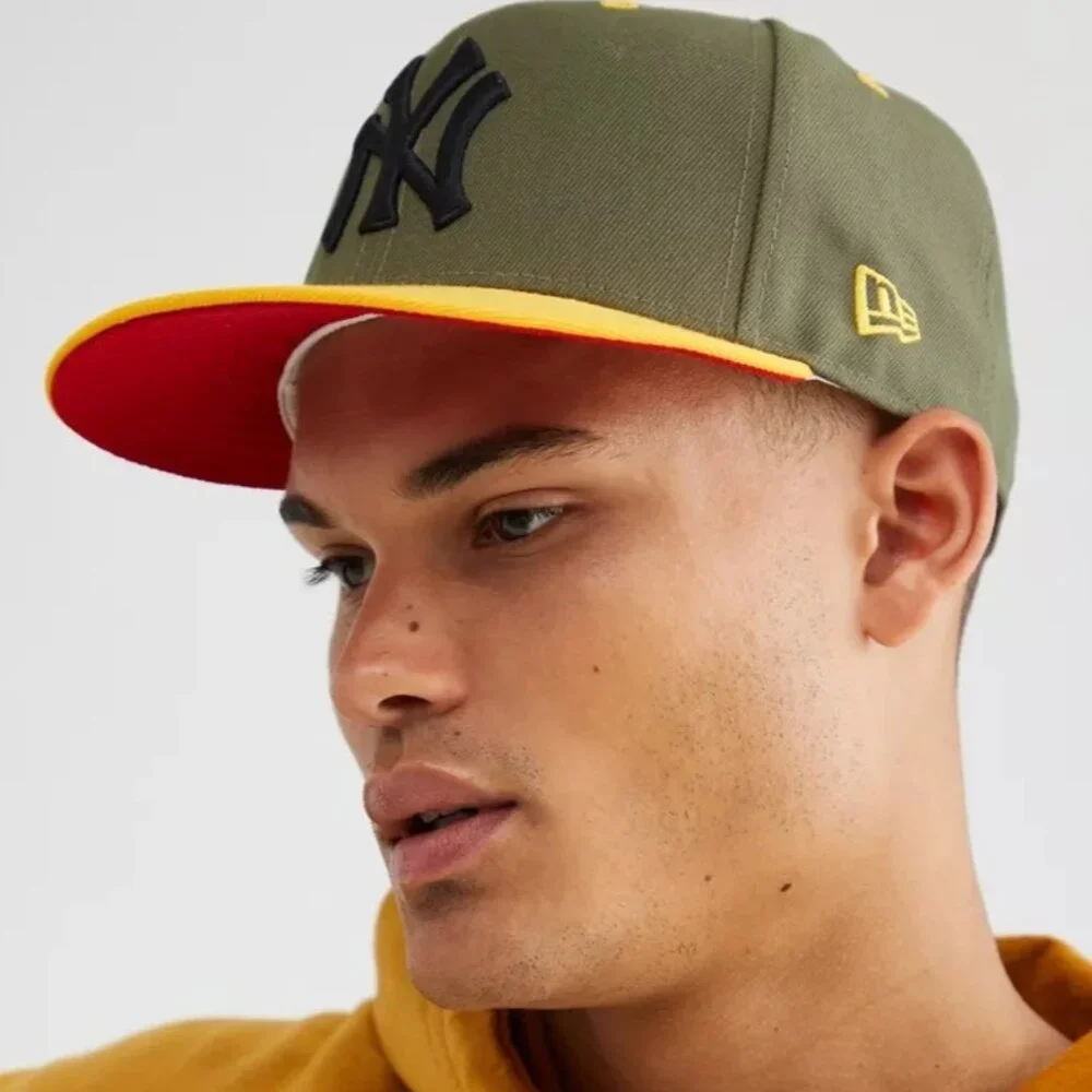 Jae Tips UO Exclusive New York Yankees MLB Hat Size 7 3/8